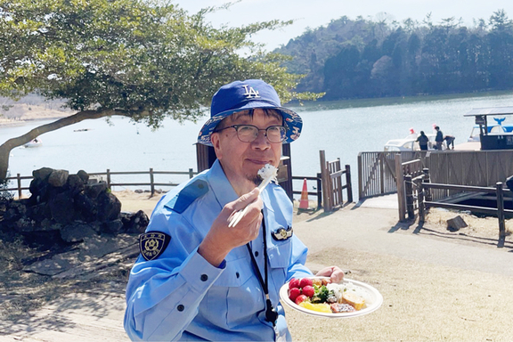 kineco06_pic_launch_2